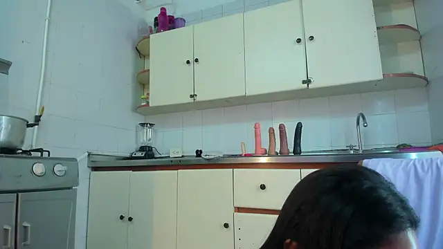 MaduraLuciana webcam