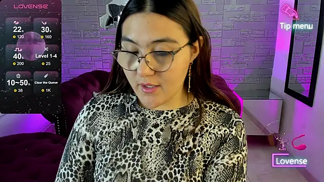 conniejames_m webcam