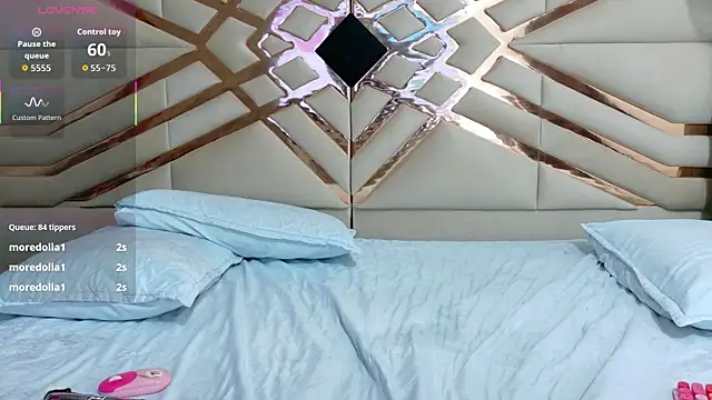 hornybarelylegalgirl webcam