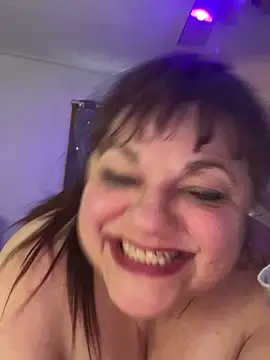 Luciouslouise72@xh webcam