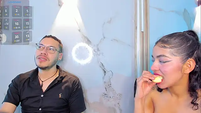 Aron_and_molly webcam