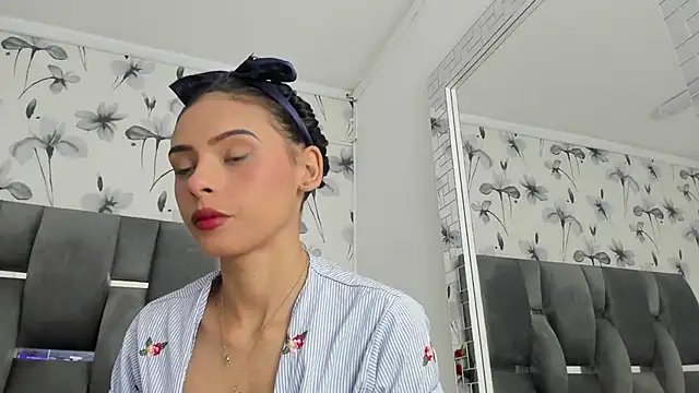 ehotloveaxxx (F young) - hAPPY BOIRTHDAY TO ME