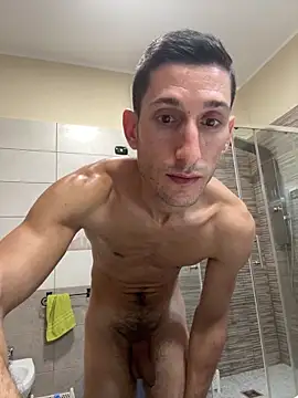 gionnytav (M young) - Sborrata cum sperma