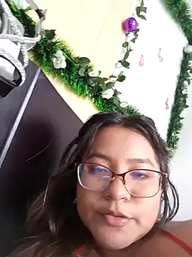 asshleyvillaloboss (F young) - Finger in pussy 🌸 1👆