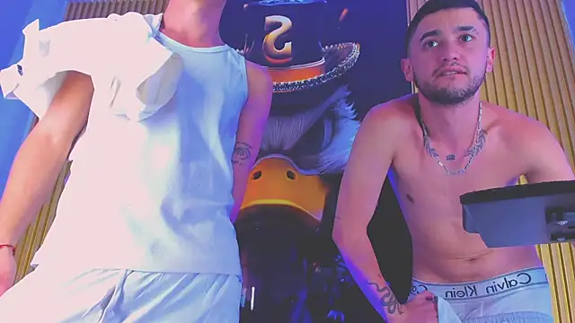 Thegolden_boys webcam