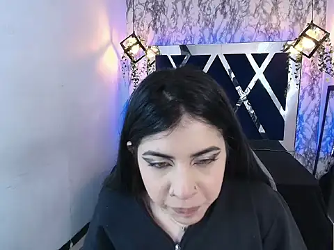 violet_m - Violet_m's free webcam - UK Sex Cams