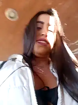 freyja300 - Freyja300's free webcam - UK Sex Cams