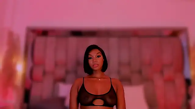 ChaynnaCooper webcam