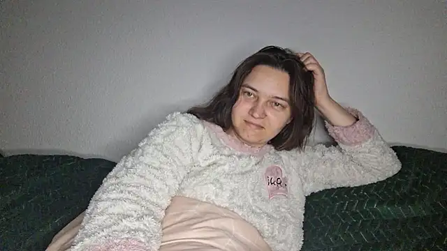 Cyndee_Winter webcam