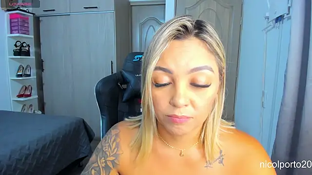 NicolPorto webcam