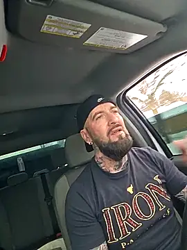 Beardedtattood webcam