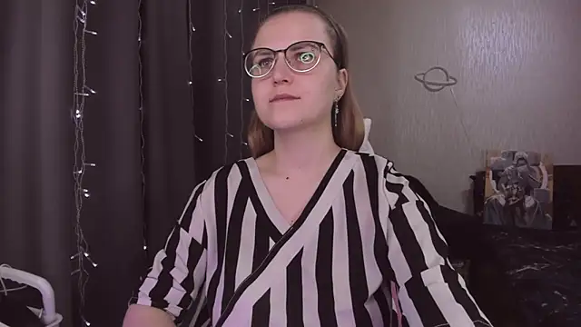 MissBrightShine webcam