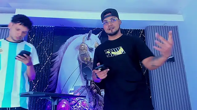 handsome_boys22 webcam