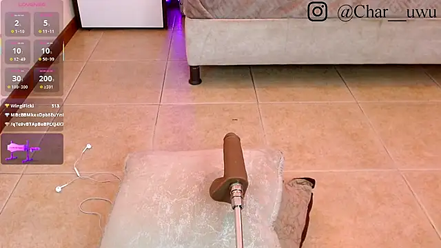 Charlotte_Jones__ webcam