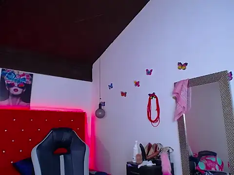 kriss_sweetboobs10 webcam