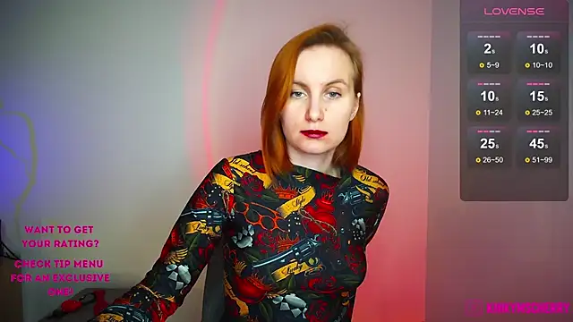 KinkyMissCherry webcam