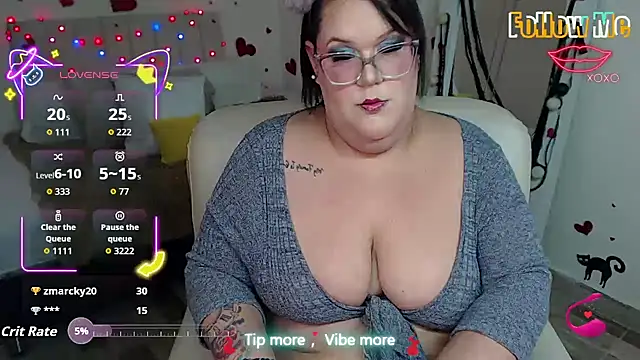 GiannaMorrys webcam