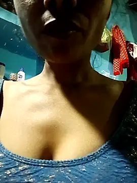 Kajal-Mehra webcam