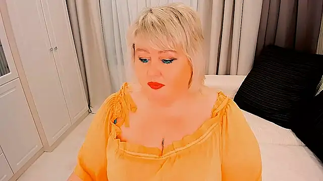 BIGTITSBBW webcam