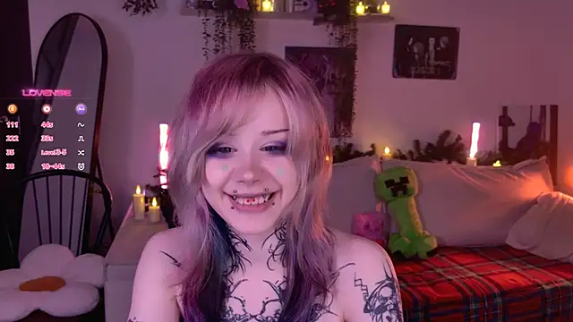 lollyshy (F teen) - Juggle that butt