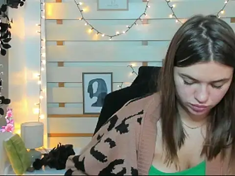 Josephine_Kiss webcam