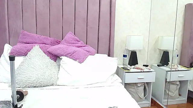 AriannaAdames webcam