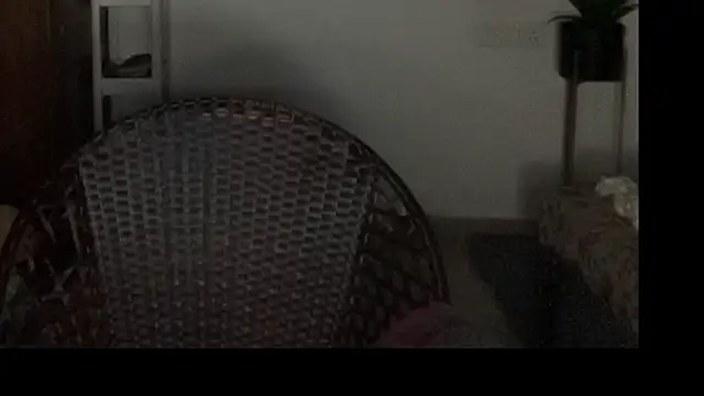 makemeawareaah (M young) - Wear Saree <3