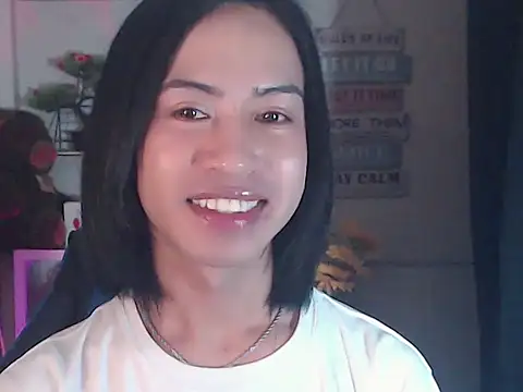 Miracle_TheBrat webcam