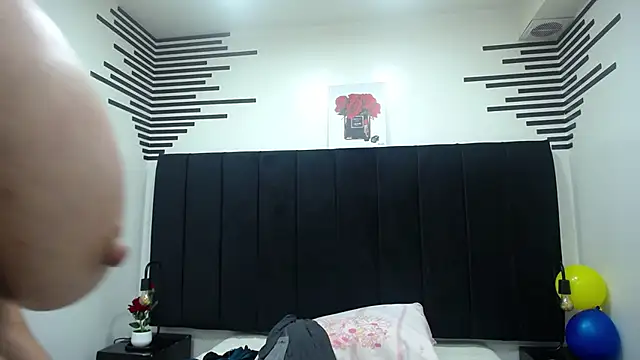 QueenMatturex webcam