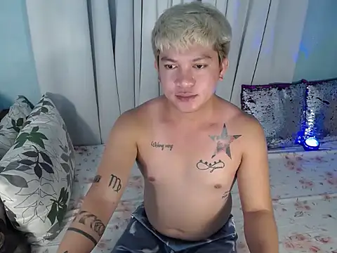 Fuckboii_intown webcam