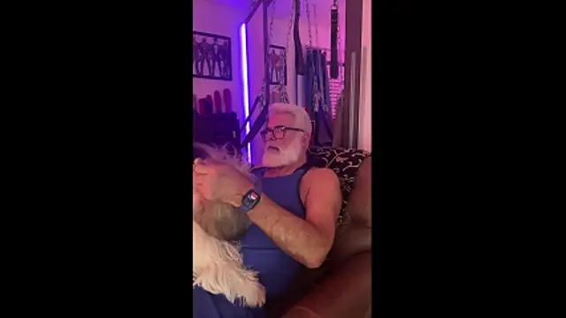 LeatherSdaddy webcam