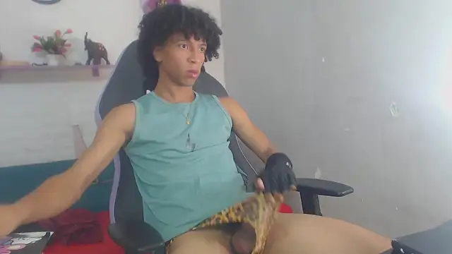 xion_ez (M twink) - masturbation without boxer 👻