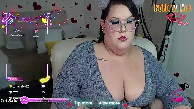 GiannaMorrys webcam