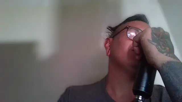 Kerrry_Caverga webcam