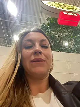 sweet___emily (F young) - remove bra & SUCK NAKED D CUP TITS SLOPY