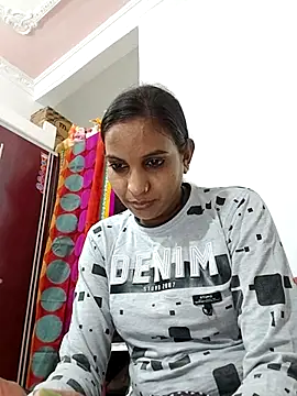 Hotty-Nidhi webcam