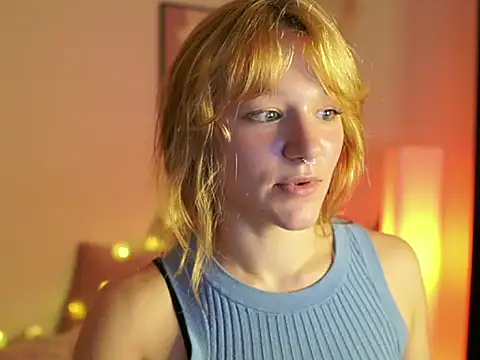 cute_brutality webcam