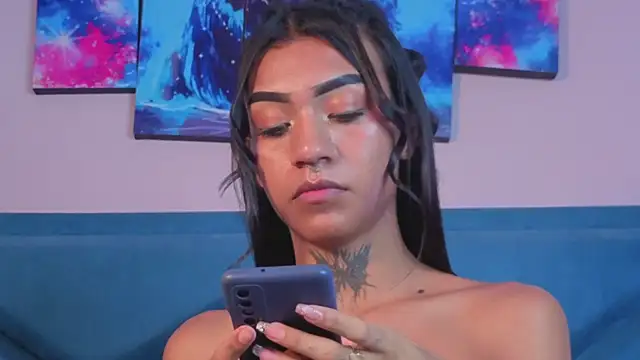 Kaataleya_horny webcam