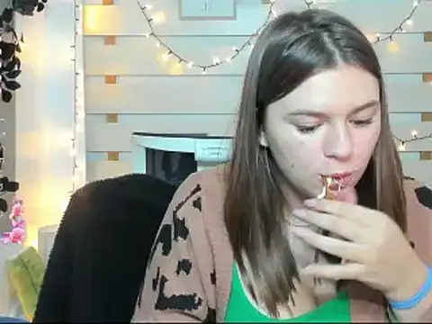 Josephine_Kiss webcam