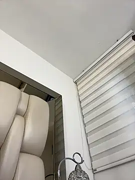 alisson_foxxx1 (Ask my age) - open pussy+ spanks