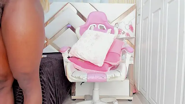 BriggitteEbonny webcam