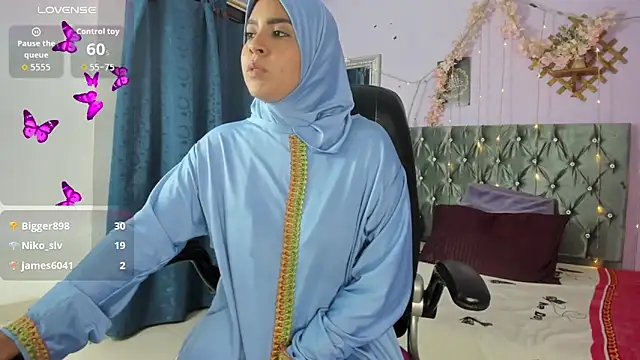 dalia-saadi (F young) - 🍒BOOBS IN OIL 🍒