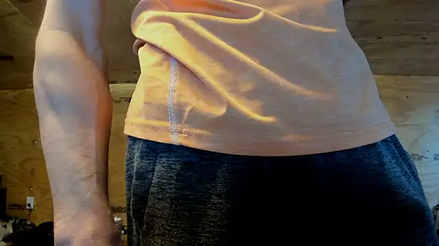 kenny_kyle (Ask my age) - naked 5 mins