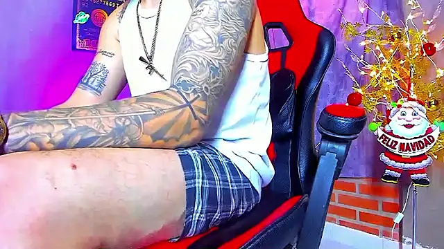 tattooedsmoker777 webcam