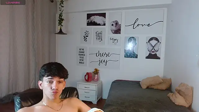 AmethystShadow17 webcam