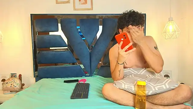 Zoe_And_Dylan_ webcam