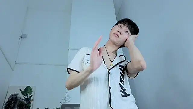 yugoasian (M young) - jerk off