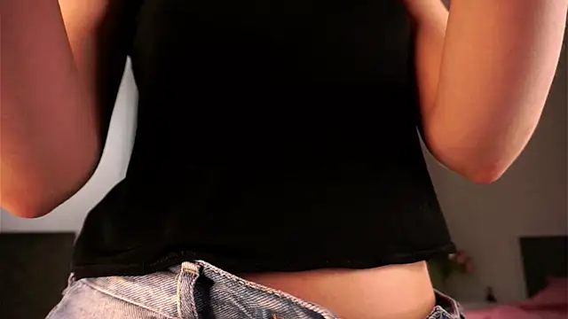 NanceeWestaway webcam