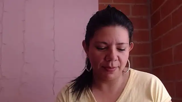 kinky_momm webcam