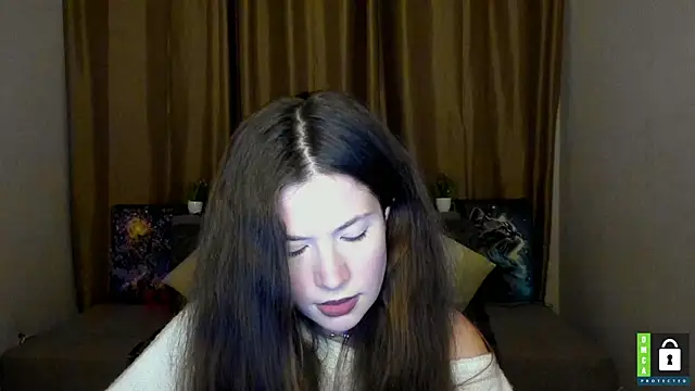 Alicia_redfollow webcam